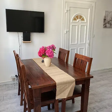 Les D Albatre, Le 02 Διαμέρισμα